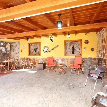 Eveas - With Pool In Tenerife *